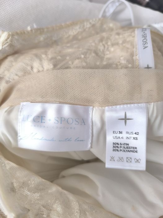 Vând rochie de mireasă