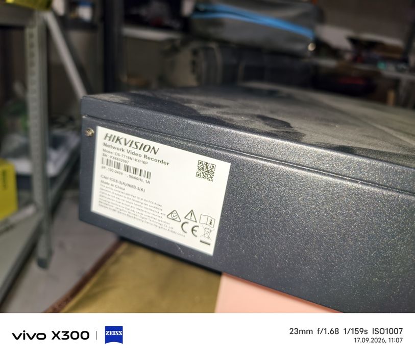 Видеорегистратор Hikvsion DS 7716NI K4 16P