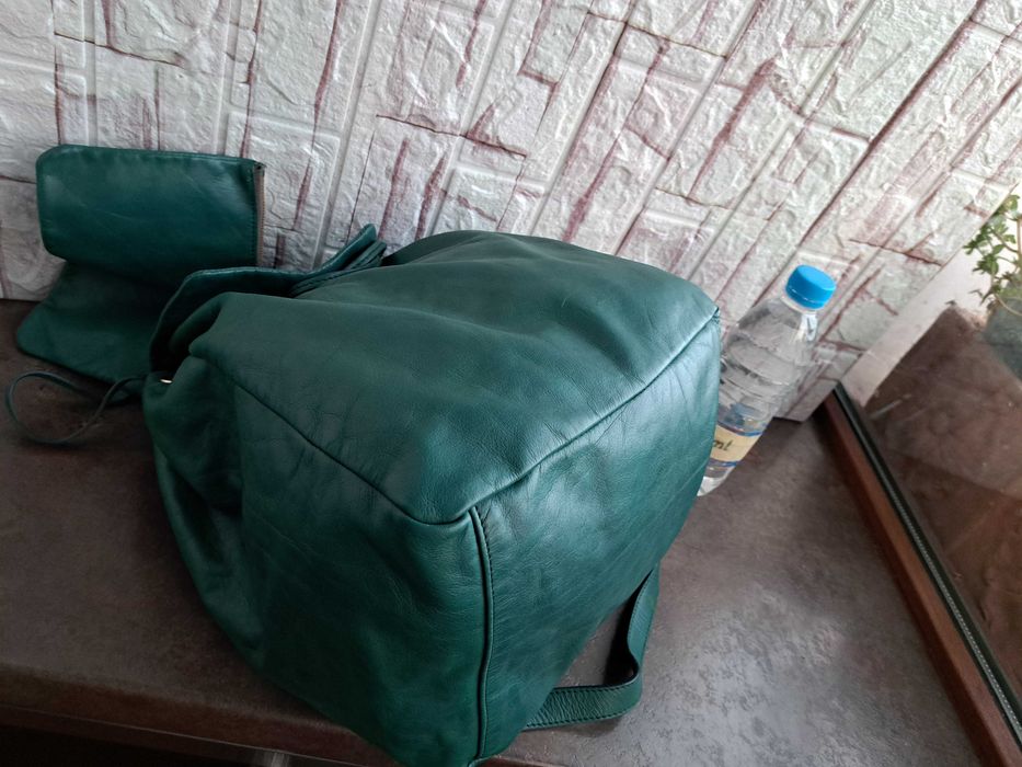 дамска раница Mezzanotte,маркова чанта,зелена кожена раница-етествена