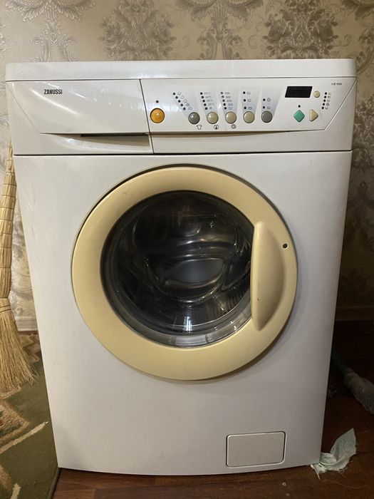 Стиральная машина Zanussi JETSYSTEM 900