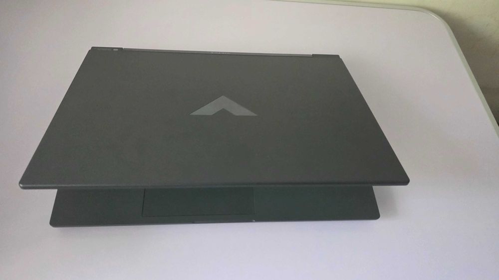 Laptop Gaming HP cu RTX4070, 32GB RAM DDR5, AMD Ryzen™ 7 7840HS, 1TB
