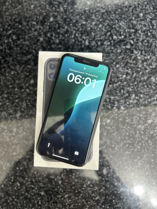 Айфон 11 128гб.