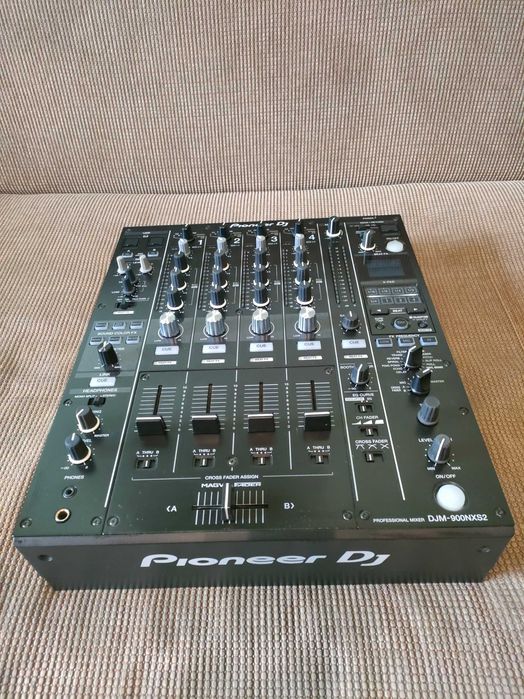 Pioneer djm 900 Nexus 2 in cutie