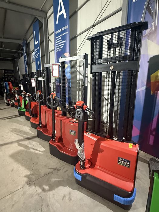 Transpaleta cu Catarg Liza Electrica 1500kg