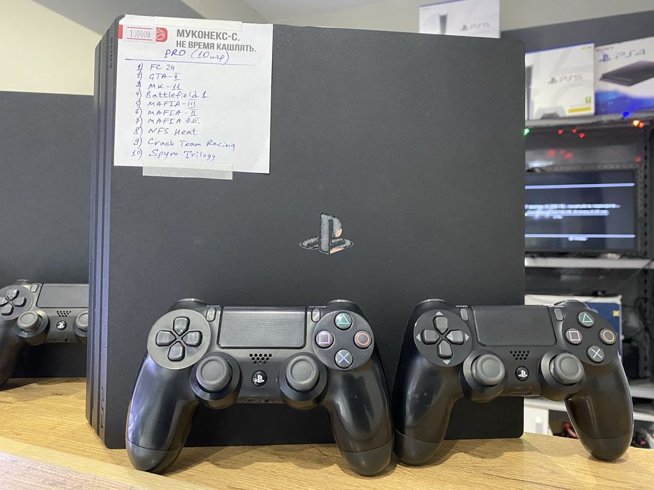 Продается Playstation 4 PRO 1TB +много игры