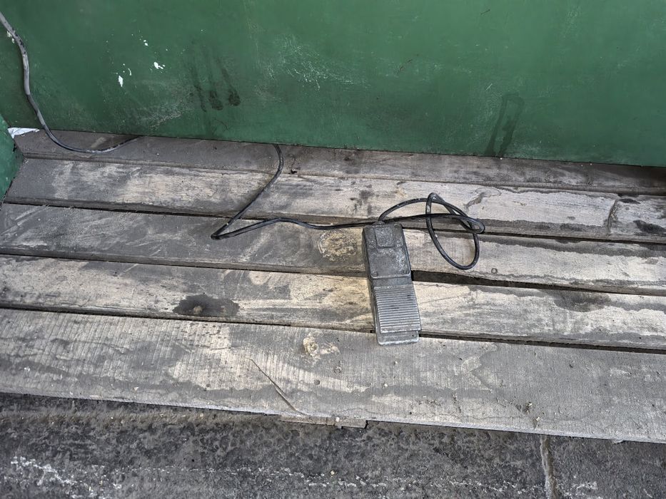 Шивачка за фурнир на 1300 мм, KUPER