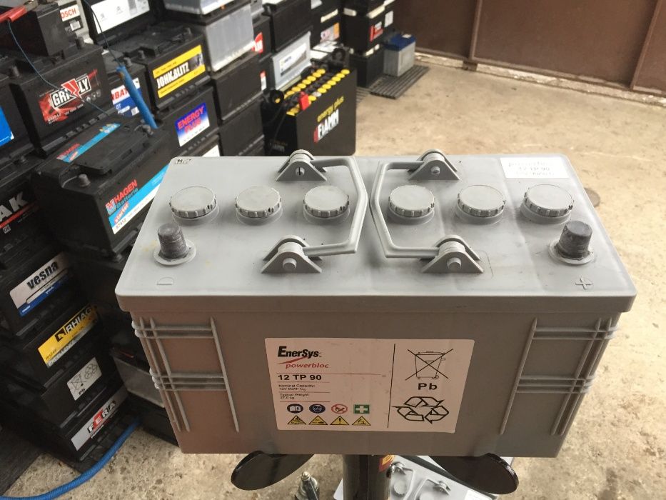 тягов акумулатор 90ач ,гаранция,доставка,приспадане за стар акумулатор