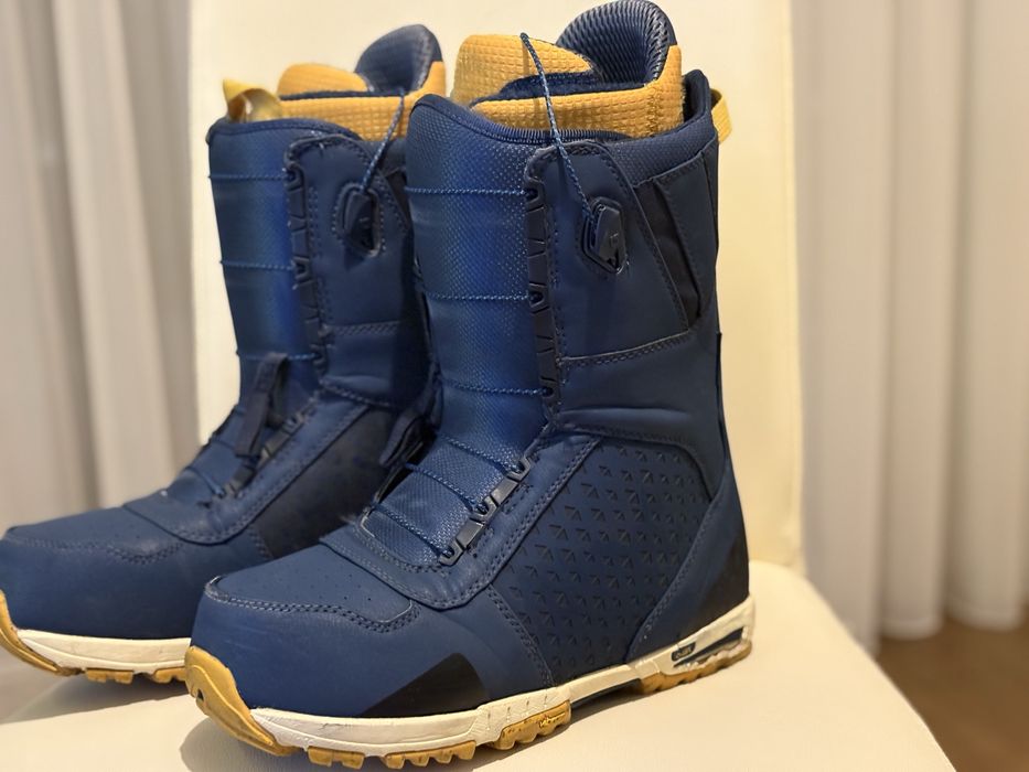 Boots snowboard Burton Imperial 42