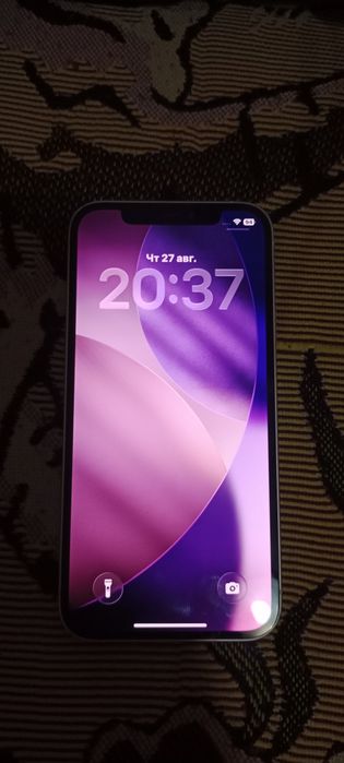 iPhone 12.  128 GB