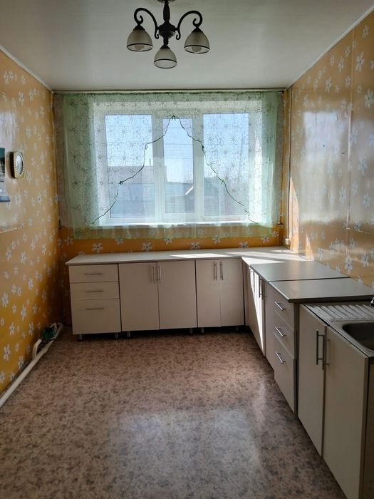 Продам полдома с Садовое