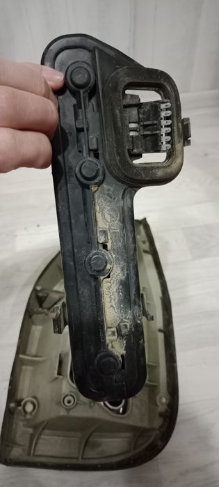 Задний фонарь левый Зафира А