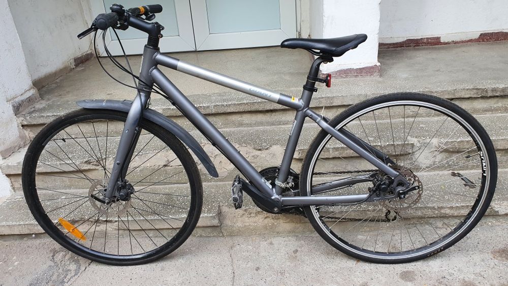 Bicicleta GIANT de oras
