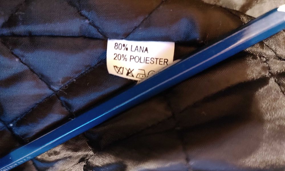 Palton bărbătesc, mărimea 56.