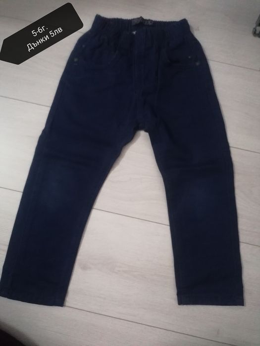 Дрехи за момчета за 3-4 г. Spiderman