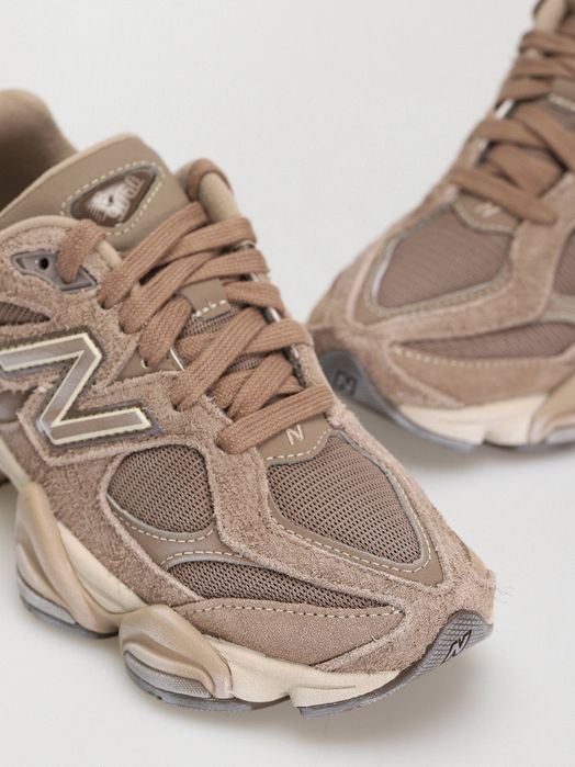 NEW BALANCE 9060 Mushroom