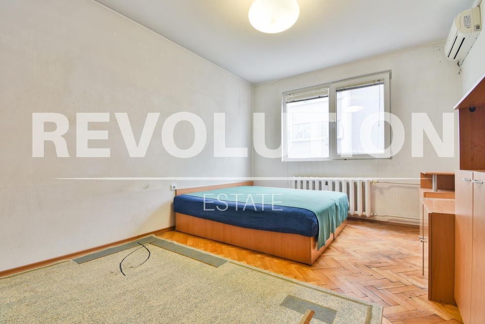 Дава се под наем Четиристаен апартамент в София, Дианабад - 162 кв.м за 920 € - Снимка #6