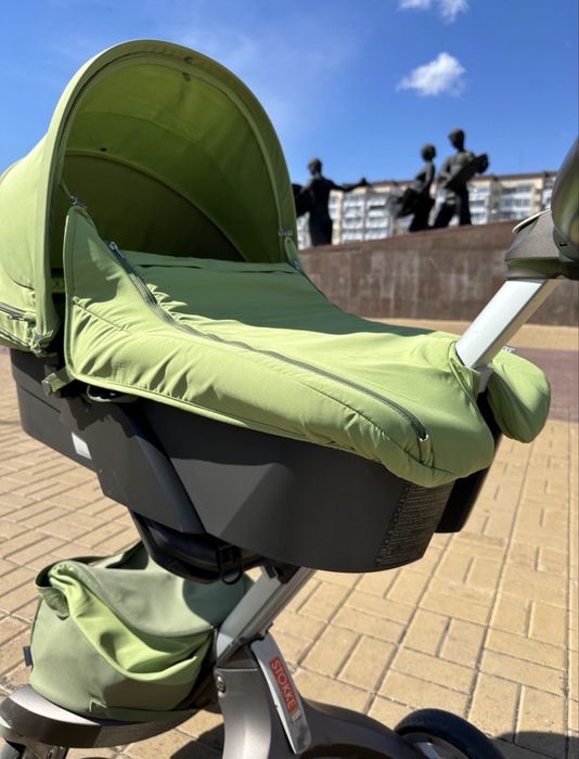 Продам коляску stokke 2 в 1