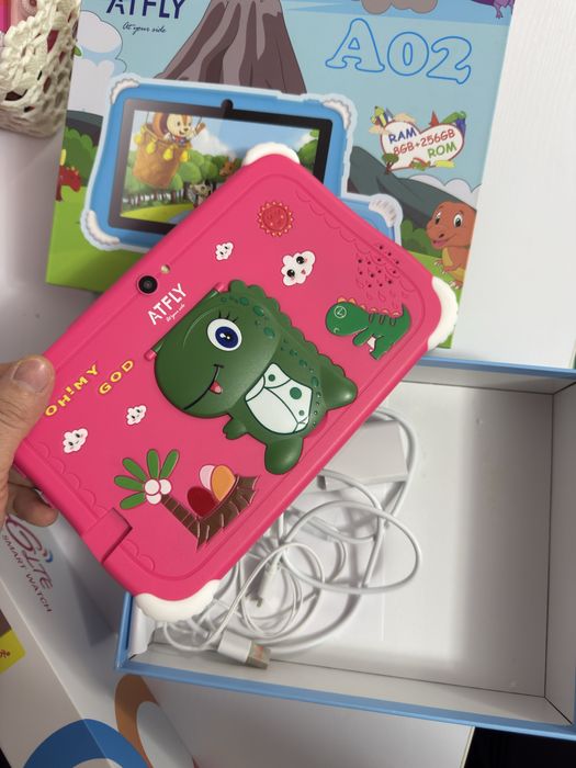 Телефоный детскиий часы  оригинал в подорак планшет