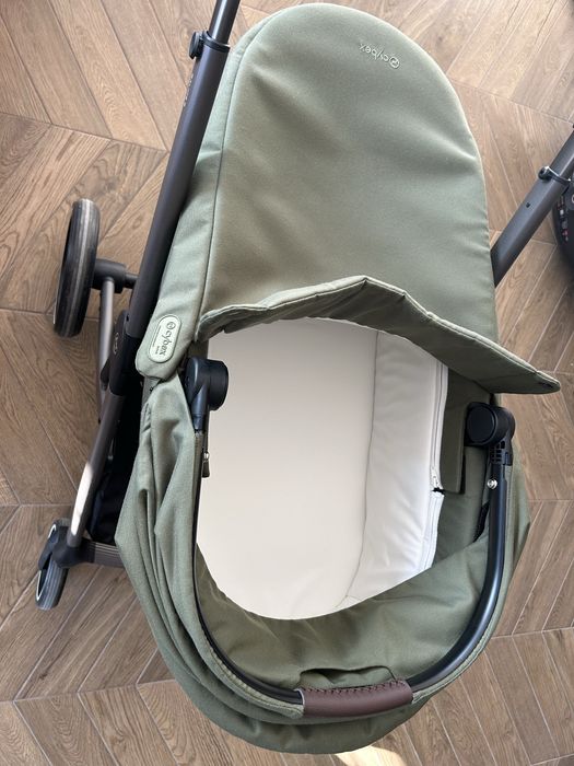 Landou Cybex Balios S Lux - Moss green