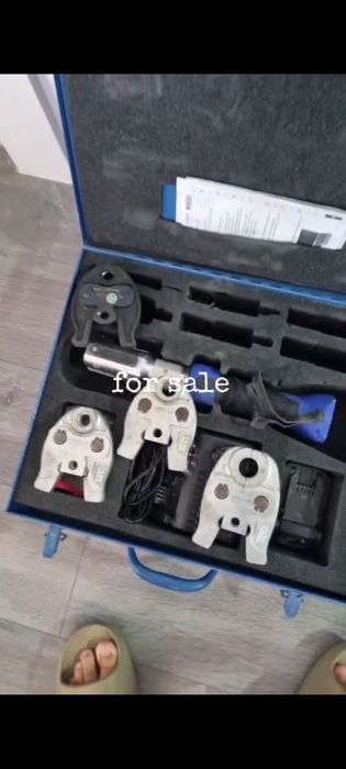 Masina de presat pexal