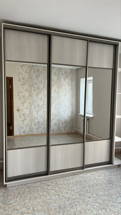 Срочна продам шкаф раздвежной бу