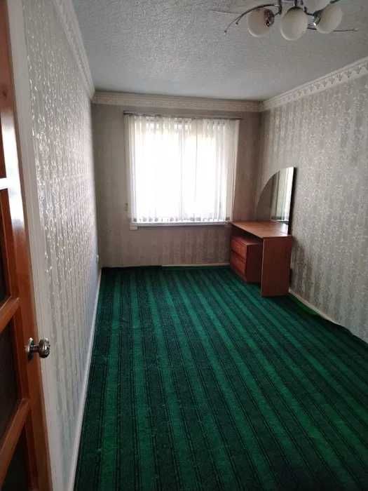 Арзон нархда Горгаздан 2 хонали 1 каватдан квартира сотилади