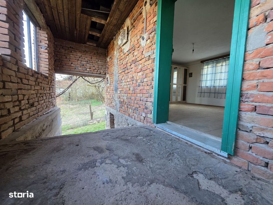 Preț mic! Casă solidă + teren generos 1887 mp – ideal renovare