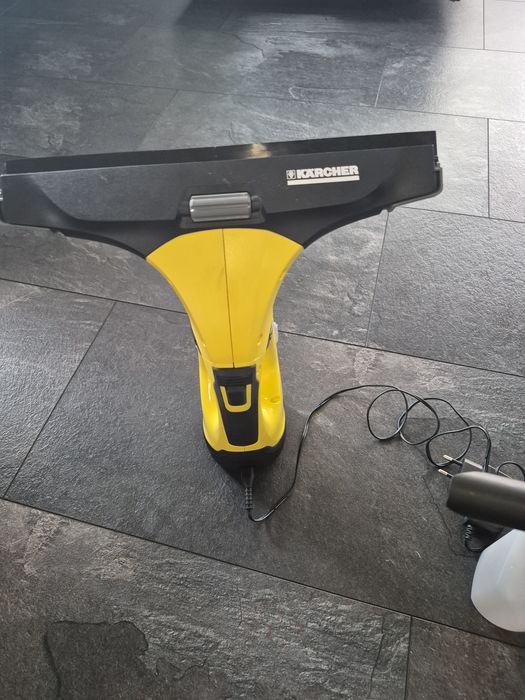 Уред за почистване на прозорци