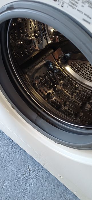 Продам стиральную машину автомат