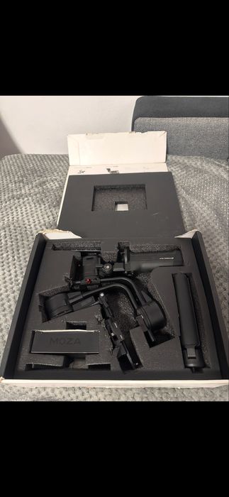 Moza Air Cross 3 – Gimbal Profesional pentru Sony/Canon/Lumix in Cutie