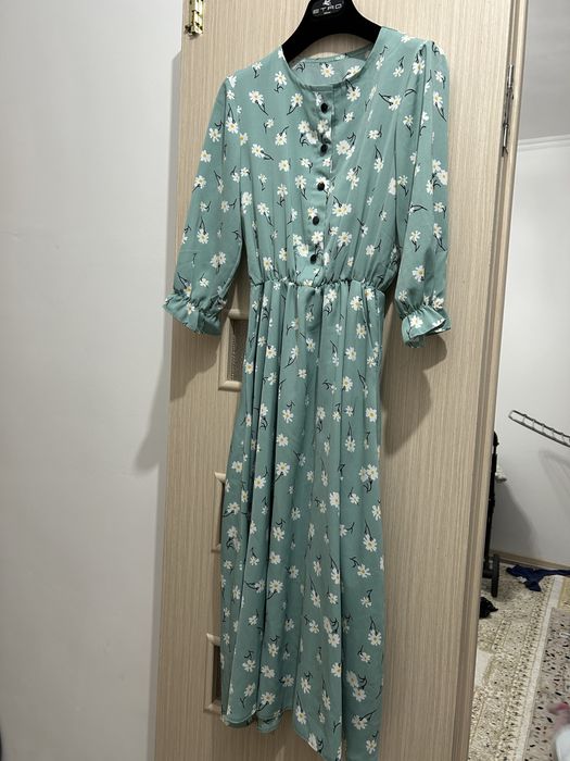 Платья. 44 размер