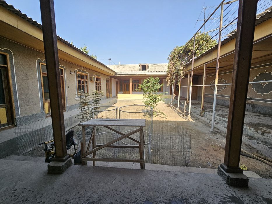 Фарғона шаҳар ёрмозор масчит ёнида ховли сотилади