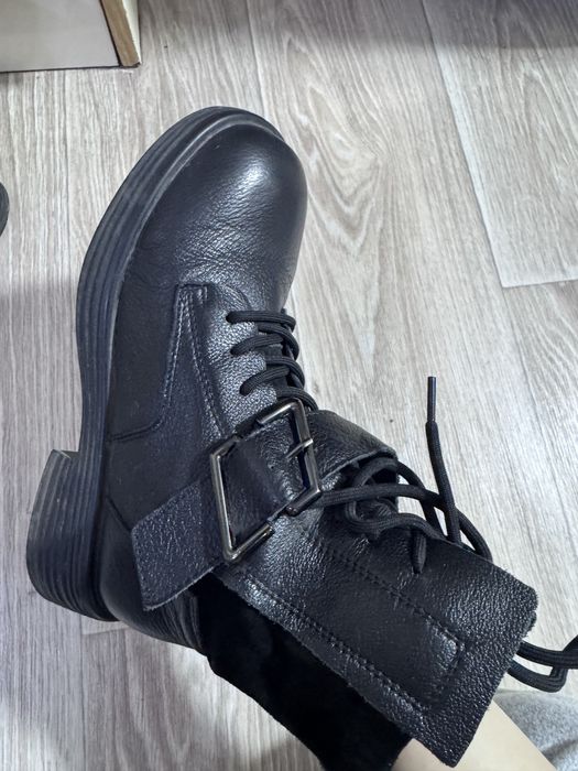 Продам демисезонные ботинки, хорошего качества.