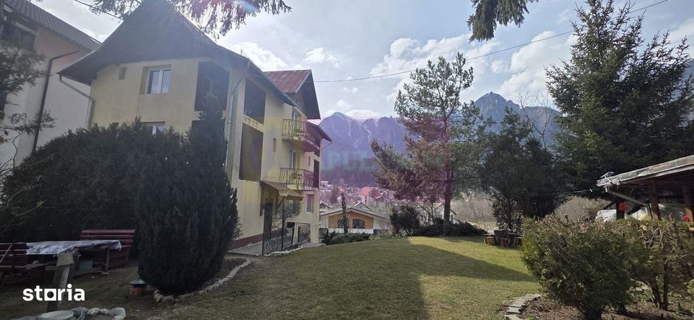Vila de vânzare cu 8 camere și garj in Busteni