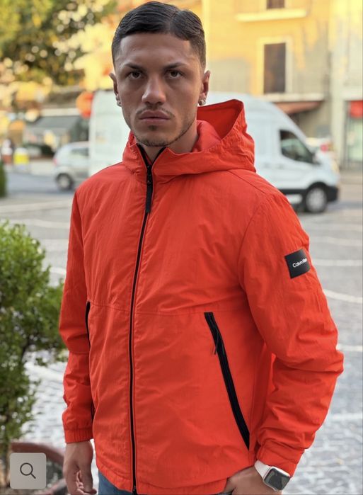 Яке Calvin Klein размер L