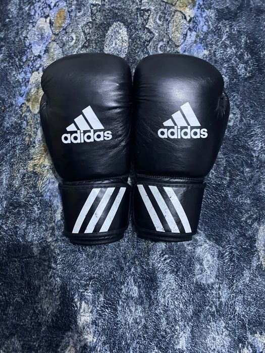 Mănuși de box Adidas