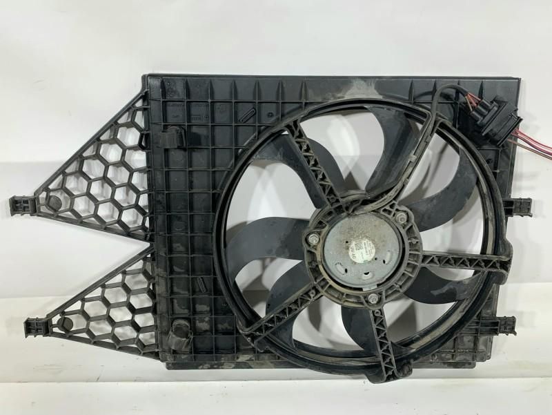 Electroventilator Seat Toledo 4 1.4 tdi CUSB 6R0959455E