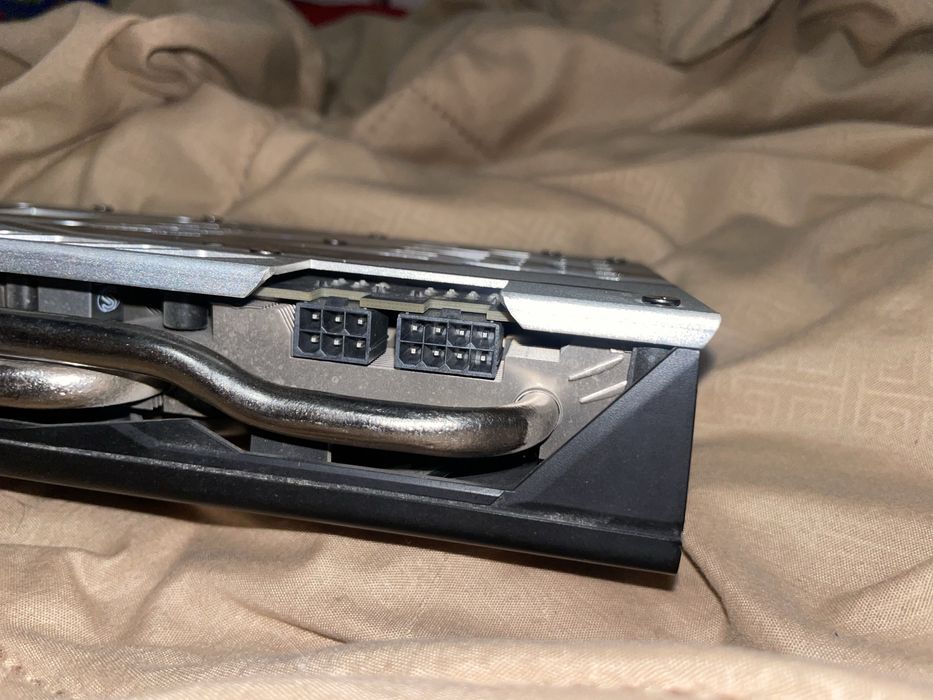 Продам Rx 580 Spphire Nitro+ 4Gb