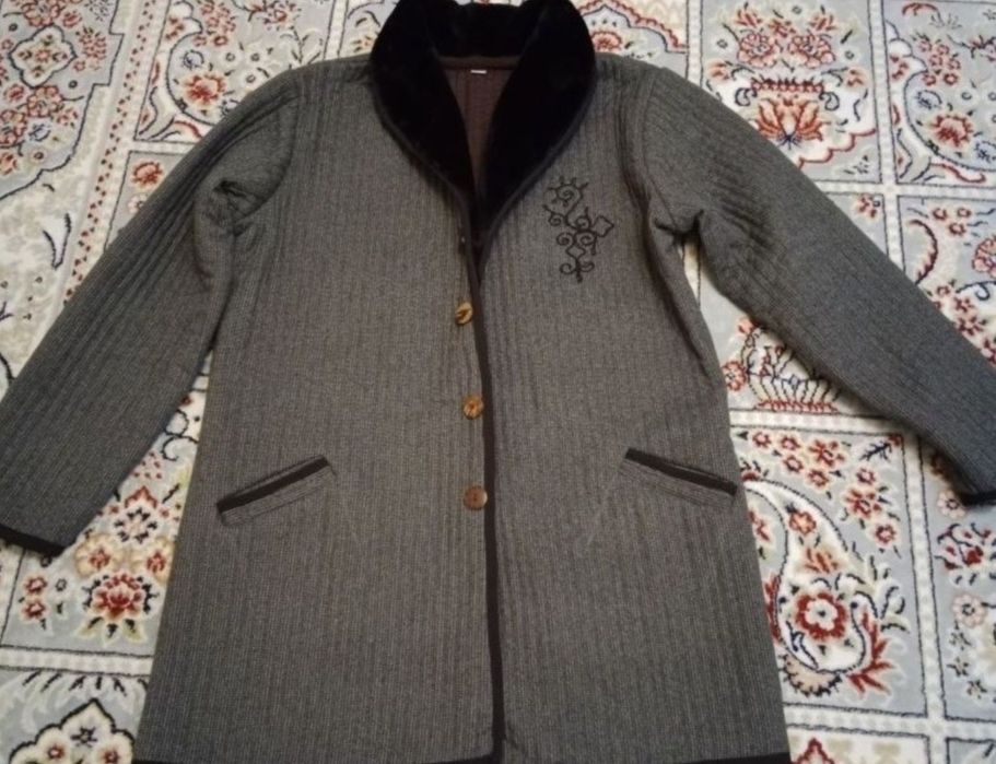 Шапан чапан стеганный современный