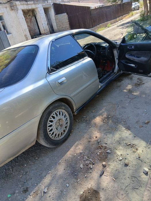HONDA INSPIRE  продам
1995 года