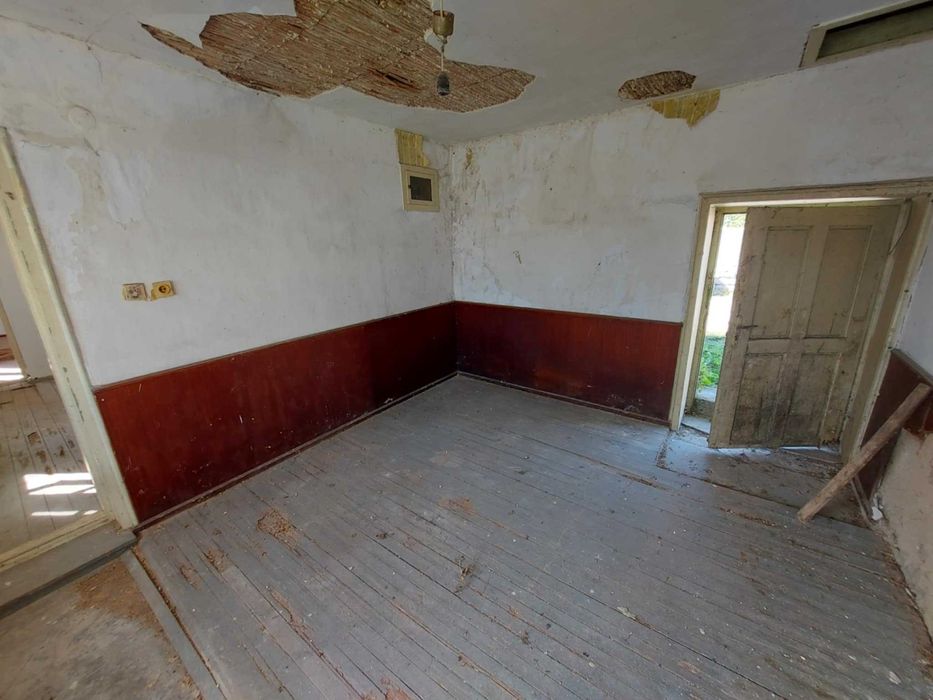 Продава се Къща в с. Алваново, Област Търговище - 80 кв.м за 185 €/кв.м - Снимка #2