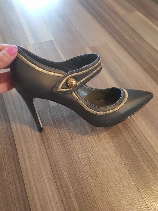 Pantofi piele Guess