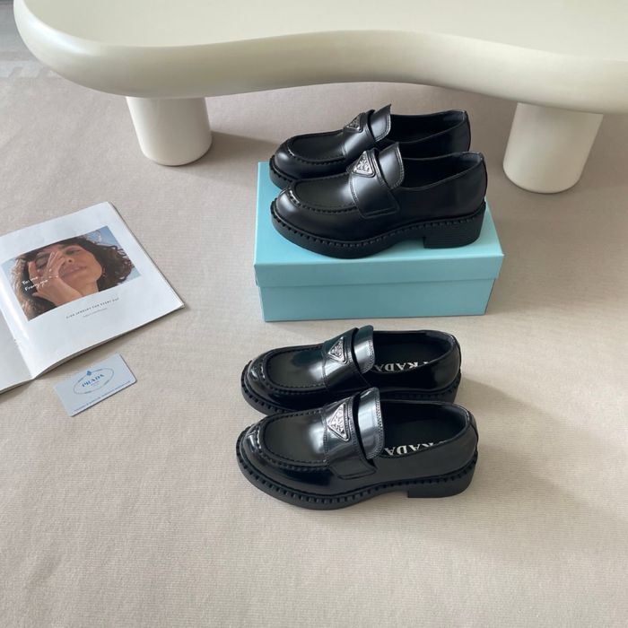 Pantofi Prada piele