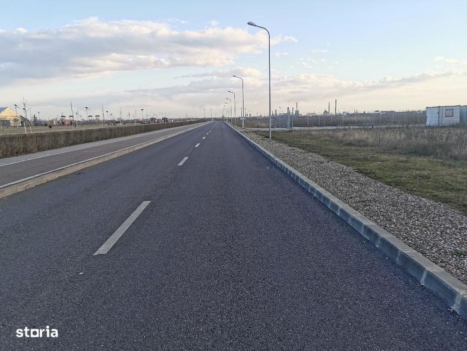 ROANDY - Teren de vanzare pentru uz industrial zona parc Vest
