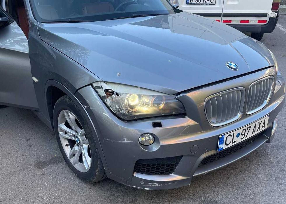 BMW X1 2011 — imagine 5