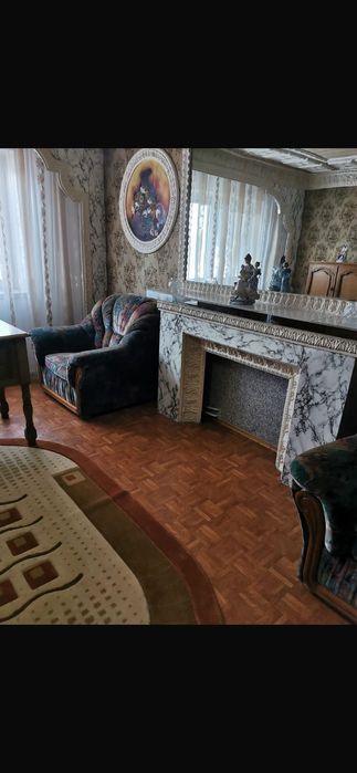 Vând 2 apartamente Dragasani