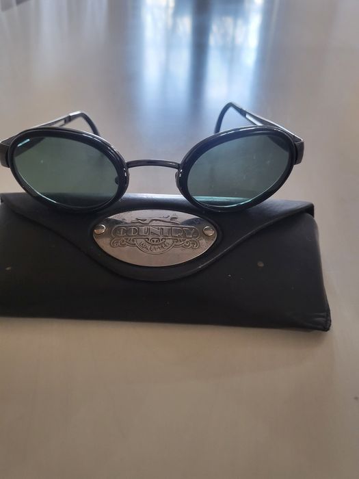 Солнцезащитные очки