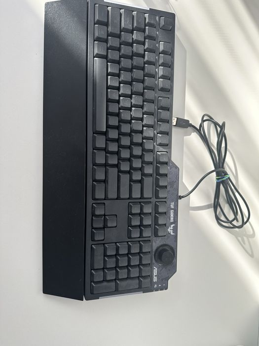 Set de gaming(căști,mouse,mouse pad,tastatură și cameră)