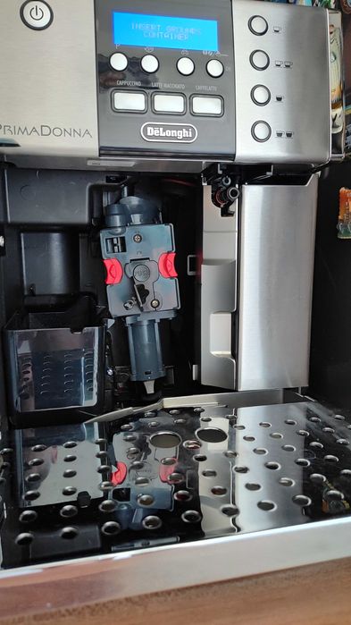 Delonghi PrimaDonna ESAM6600