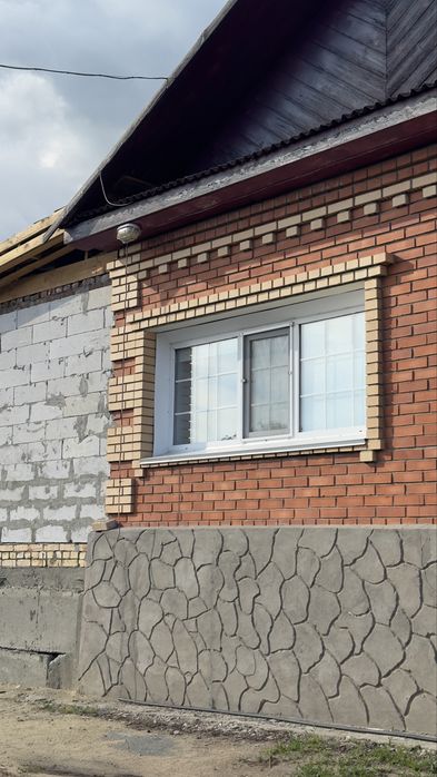 Продам окно с фальш переплетом